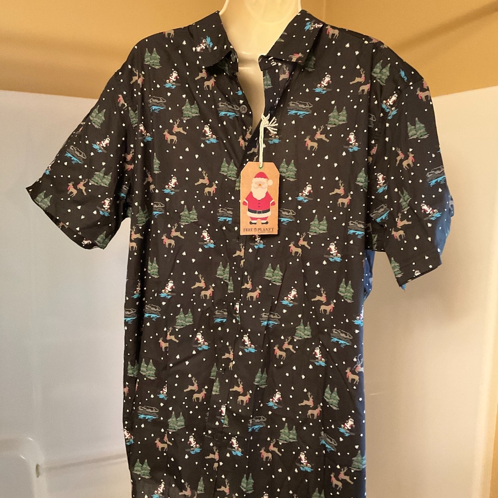 Men’s XL Free People Christmas button down shirt
